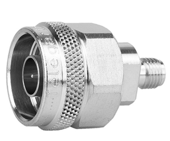 Adapter N - R-SMA, 50 Ohm, TA (M-F) (Telegärtner J01027R0001)